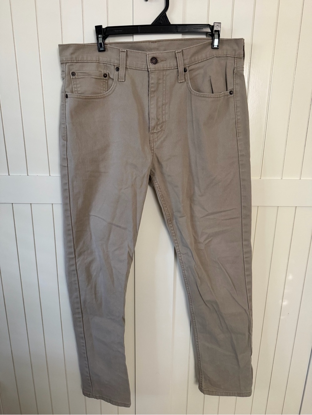Levi's Men’s 502 Slim Straight Khaki Jeans